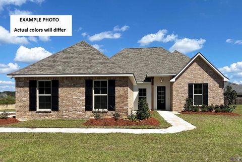 Photo of 603 Elk Ridge, Covington, LA 70435 (MLS # NO2026009235)