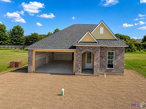 Photo of 2519 Shore Side Avenue Ave, Baton Rouge, LA 70810 (MLS # BR2026011594)