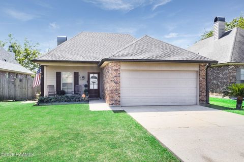 Photo of 609 Braxton Drive, Youngsville, LA 70592 (MLS # 2500003858)