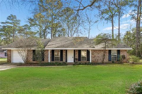 Photo of 71214 Clipper Place Pl, Abita Springs, LA 70420 (MLS # NO2546683)