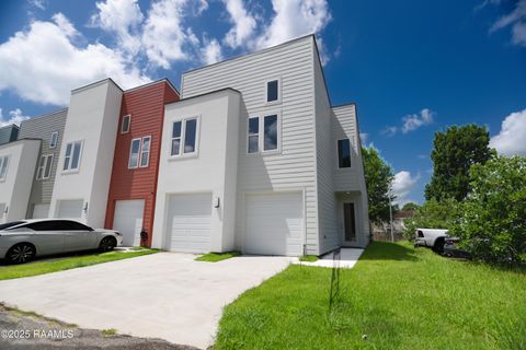 Photo of 116 St Germaine Circle, Lafayette, LA 70506 (MLS # 23011236)