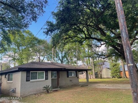 Photo of 414 Oaklawn Avenue, Lafayette, LA 70506 (MLS # 2600003059)
