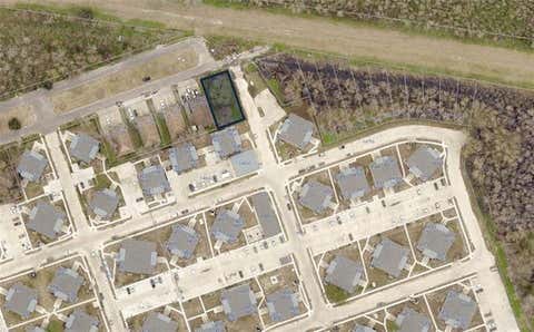 Photo of 15550 Dwyer Boulevard Blvd, New Orleans, LA 70129 (MLS # NO2572692)