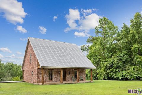 Photo of 12724 Pittman Rd Rd, St. Francisville, LA 70775 (MLS # BR2026004369)