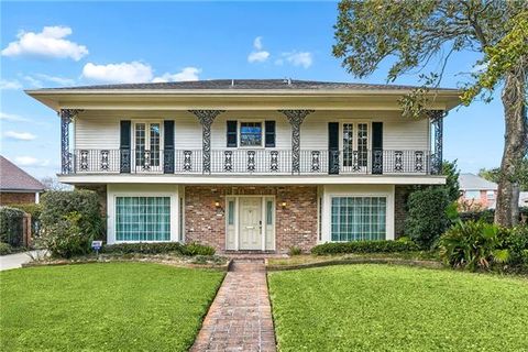 Photo of 439 Amethyst Street St, New Orleans, LA 70124 (MLS # NO2541754)