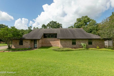 Photo of 3936 Bayou Boulevard, New Iberia, LA 70563 (MLS # 2500001907)