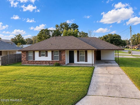 Photo of 600 E Santa Clara Street, New Iberia, LA 70563 (MLS # 2600008899)