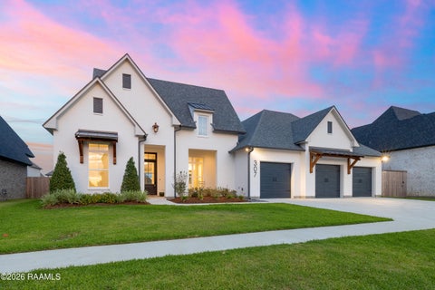 Photo of 307 Sunset Palm Court, Youngsville, LA 70592 (MLS # 2500001542)