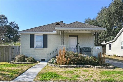 Photo of 562 Lebeau Street, Arabi, LA 70032 (MLS # NO2542035)