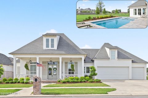 Photo of 211 Kingfisher Drive, Lafayette, LA 70508 (MLS # 2600002817)
