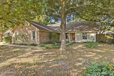 Photo of 202 Sandy Brook Lane, Lafayette, LA 70508 (MLS # 2600009871)