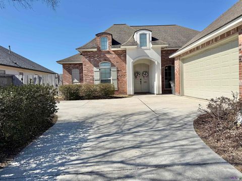 Photo of 14241 Jamestown Blvd Blvd, Baton Rouge, LA 70810 (MLS # BR2026002498)