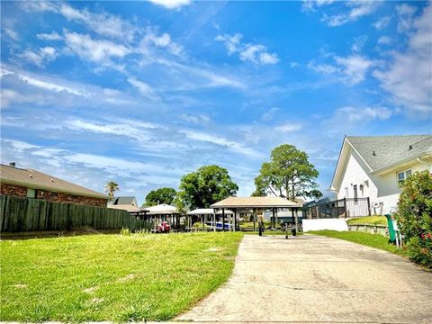 Photo of 106 Rampage Loop, Slidell, LA 70458 (MLS # NO2553808)