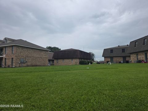 Photo of 102 Cantal Drive, Lafayette, LA 70507 (MLS # 2600004702)