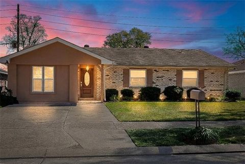 Photo of 3121 Arbutus Lane Ln, Marrero, LA 70072 (MLS # NO2542099)