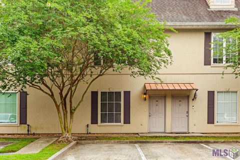 Photo of 2405 Brightside Dr Dr #42, Baton Rouge, LA 70820 (MLS # BR2026008779)