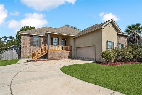 Photo of 324 Spartan Loop Loop, Slidell, LA 70458 (MLS # NO2546061)