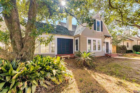 Photo of 2436 Terrace Ave Ave, Baton Rouge, LA 70806 (MLS # BR2026001624)