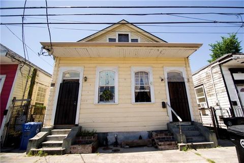 Photo of 1420 Port Street St, New Orleans, LA 70116 (MLS # NO2552393)