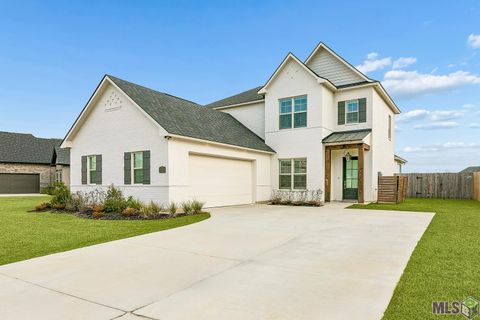 Photo of 37304 Cattle Ave Ave, Prairieville, LA 70737 (MLS # BR2026007471)
