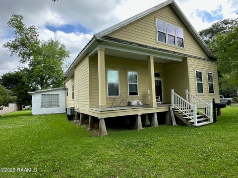 Photo of 209 E Oak Street, Abbeville, LA 70510 (MLS # 2500000131)
