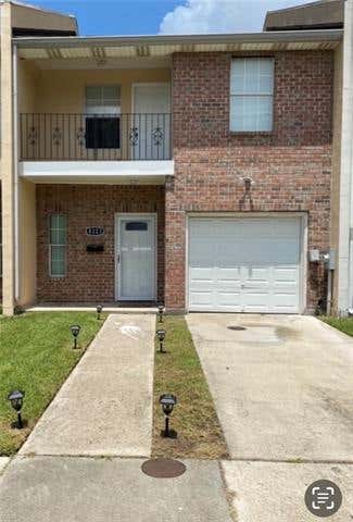 Photo of 8223 Edinburgh Street St, New Orleans, LA 70118 (MLS # NO2563914)