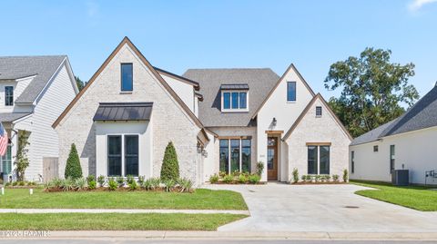 Photo of 300 Ashgrove Lane, Broussard, LA 70518 (MLS # 2500003703)