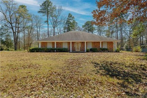 Photo of 8601 Ridgemont Drive Dr, Pineville, LA 71360 (MLS # CN2544591)