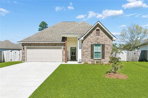 Photo of 62709 Capella Court Ct, Slidell, LA 70460 (MLS # NO2548298)