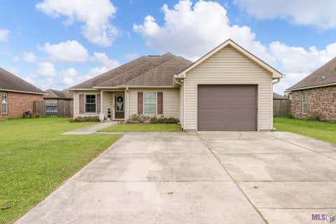 Photo of 133 Essence Avenue Ave, Thibodaux, LA 70301 (MLS # BR2026010569)