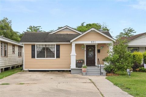 Photo of 831 Avenue B Avenue, Westwego, LA 70094 (MLS # NO2551448)