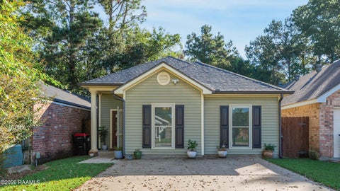 Photo of 109a Conquest Road, Youngsville, LA 70592 (MLS # 2600009460)