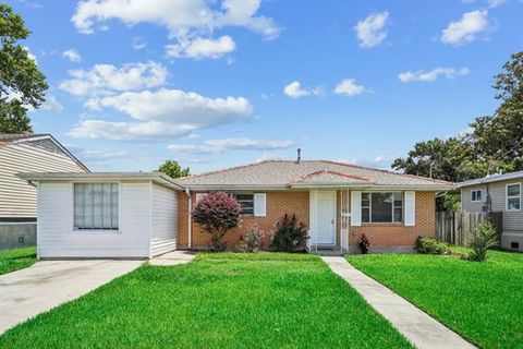 Photo of 810 Gerry Drive DR, Kenner, LA 70062 (MLS # NO2559742)
