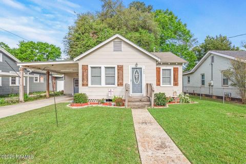 Photo of 405 Mcilhenny Street, New Iberia, LA 70563 (MLS # 2600002619)