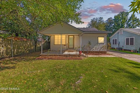 Photo of 307 Ash Street, New Iberia, LA 70563 (MLS # 2500004440)