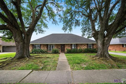 Photo of 9540 Great Smokey Ave Ave, Baton Rouge, LA 70814 (MLS # BR2026007761)