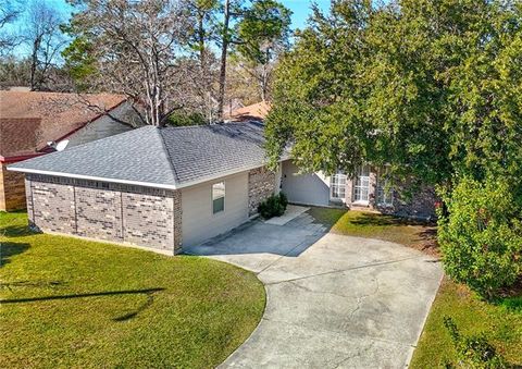 Photo of 308 Westminster Drive Dr, Slidell, LA 70460 (MLS # NO2545116)
