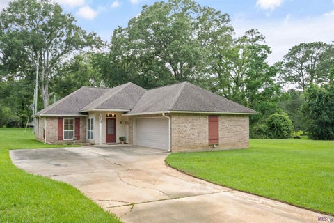 Photo of 11230 Toler St St, Clinton, LA 70722 (MLS # BR2026011536)