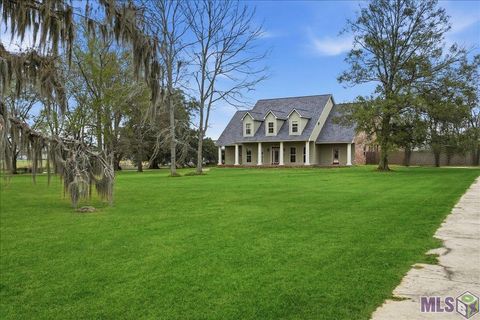 Photo of 16372 Joe Sevario Rd Rd, Prairieville, LA 70769 (MLS # BR2026000081)