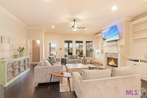 Photo of 4624 Woodberry Ave Ave, Gonzales, LA 70737 (MLS # BR2026000622)