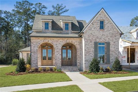 Photo of 331 Randolph Court Ct, Covington, LA 70433 (MLS # NO2540809)