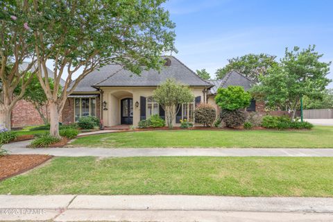 Photo of 100 Emily Circle, Lafayette, LA 70508 (MLS # 2600002888)