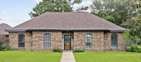 Photo of 109 Woodward Drive, Lafayette, LA 70508 (MLS # 2500000390)