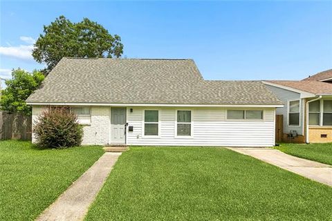 Photo of 708 Miradon Avenue Ave, River Ridge, LA 70123 (MLS # NO2562393)