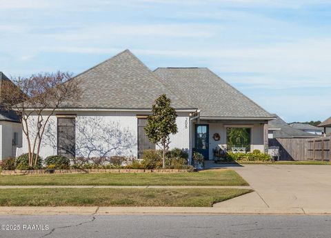 Photo of 208 Narrow Way Drive, Lafayette, LA 70508 (MLS # 2500004143)