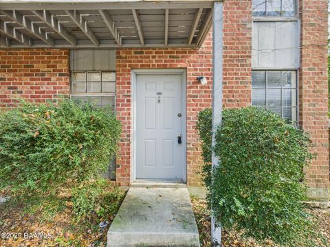 Photo of 207 Rue Royale #B, Lafayette, LA 70507 (MLS # 2500006014)