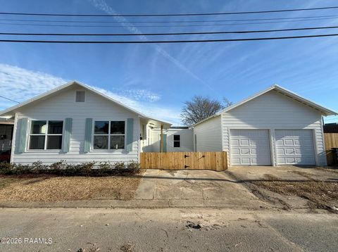 Photo of 801 Cleveland Street, Lafayette, LA 70501 (MLS # 2600000670)