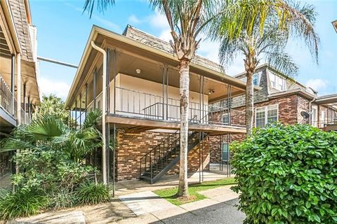 Photo of 6300 Riverside Drive Dr #269, Metairie, LA 70003 (MLS # NO2546473)