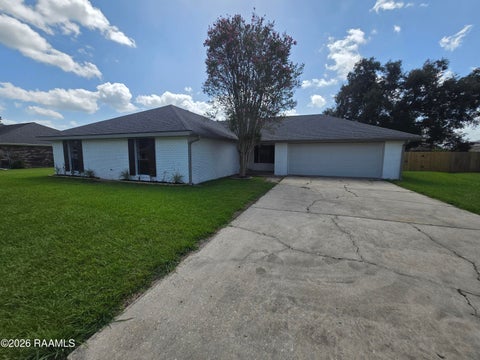 Photo of 104 Rue Le Bois, Lafayette, LA 70508 (MLS # 2600006918)