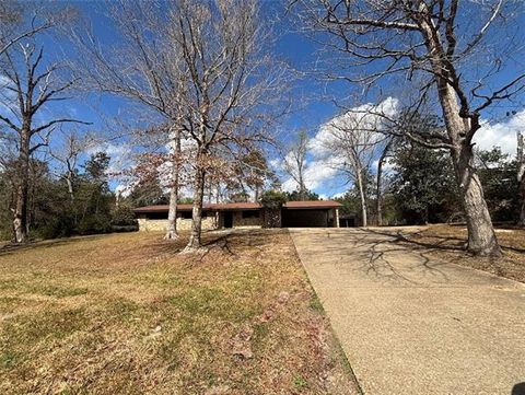 Photo of 308 Mosley Road, Winnfield, LA 71483 (MLS # CN2546409)
